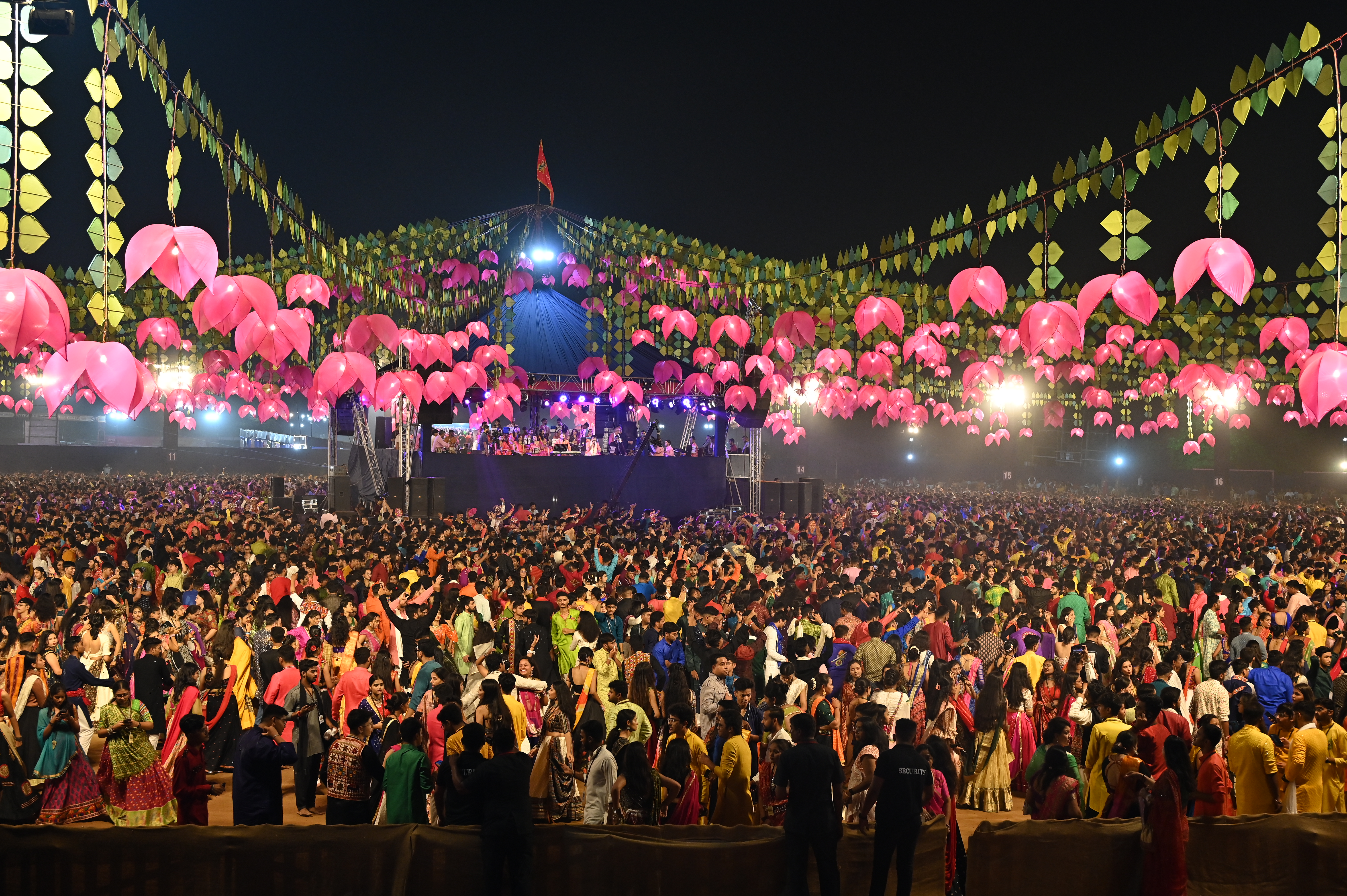 CREDAI VADODARA NAVRATRI FESTIVAL 15-23 Oct 2023